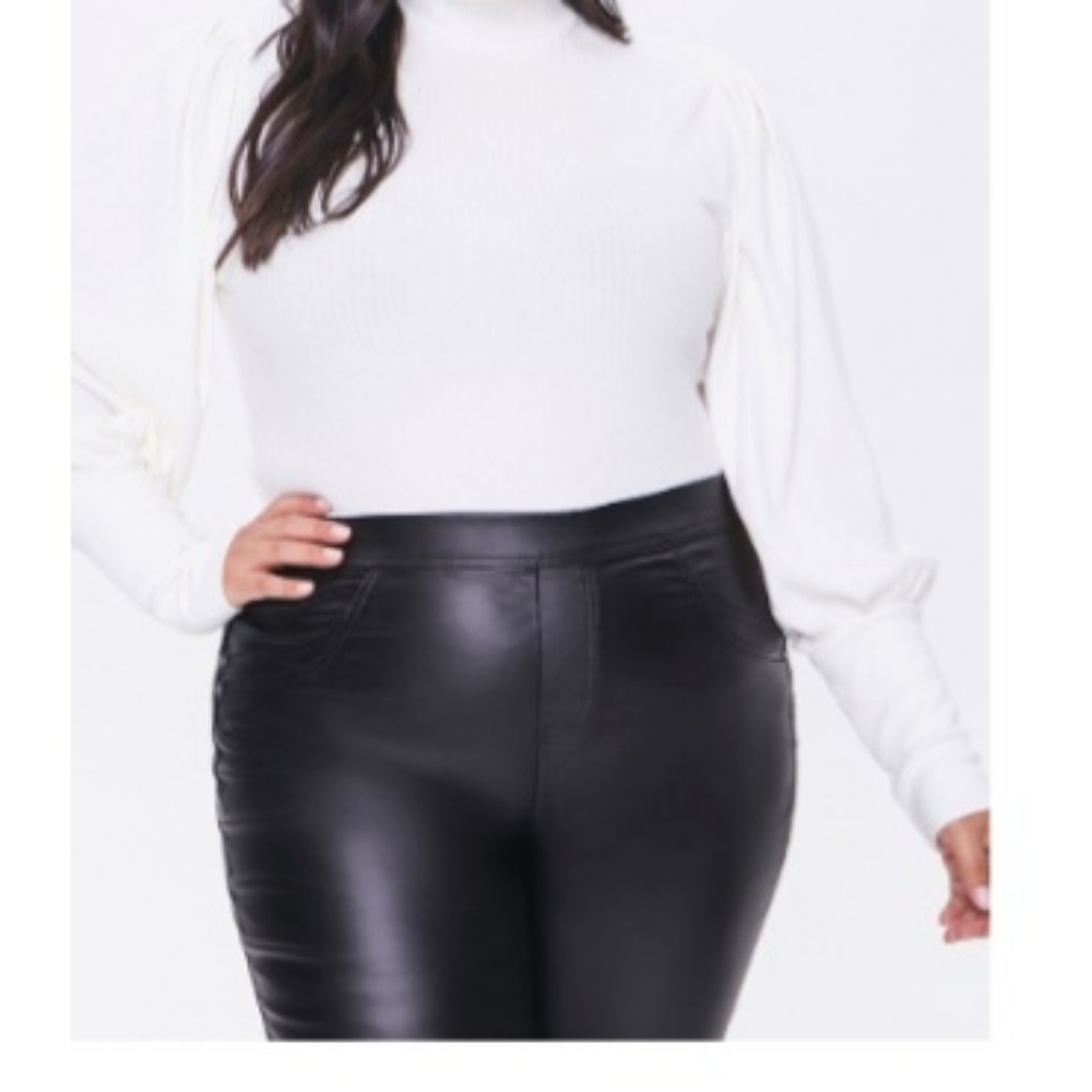♡ Forever21 Turtleneck Bodysuit *NWT*